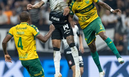 Corinthians visita o Cuiabá em confronto direto e pode deixar o Z4 do Brasileirão nesta rodada. (Foto: Rodrigo Coca/Agência Corinthians)