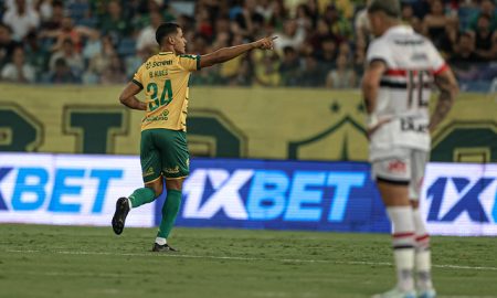 Noite mágica pra zaga do Cuiabá garante vitória sobre o São Paulo