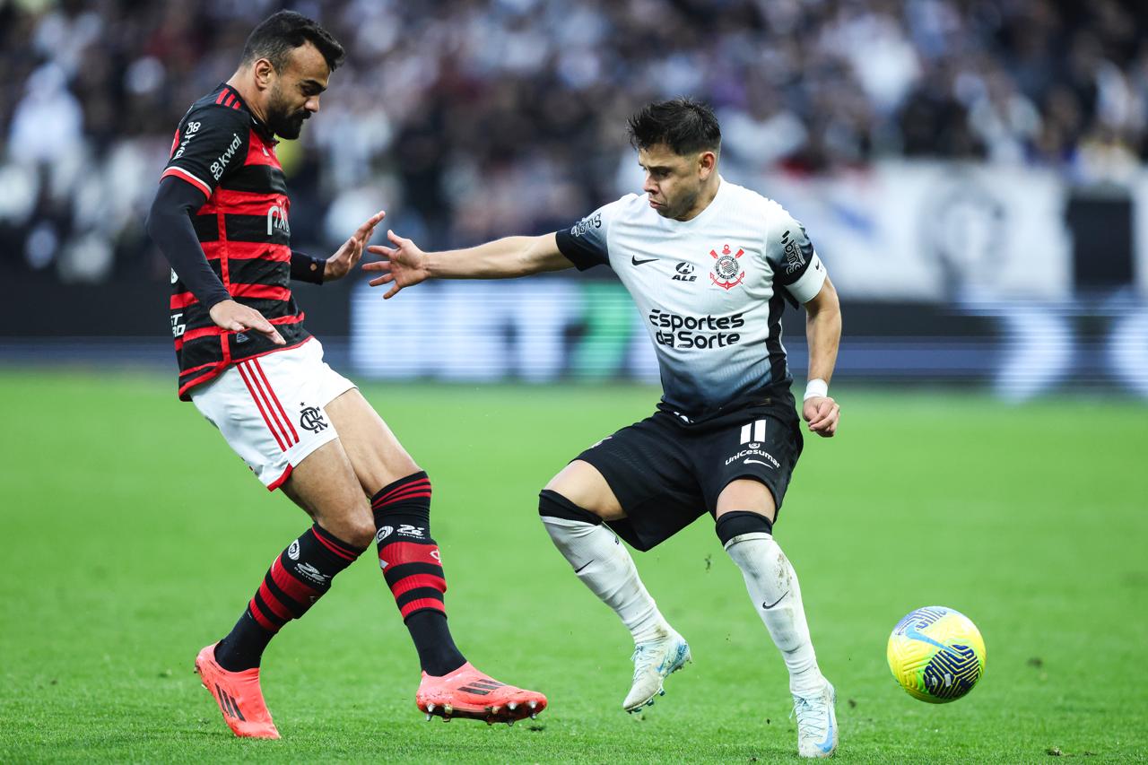 Corinthians não consegue vencer o Flamengo na partida de volta da Copa do Brasl, e não avança para a final da competição. (Photo by Alexandre Schneider/Getty Images)