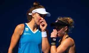 Bia Haddad e Siegemund (Foto: Jimmie 48 Photography/WTA)