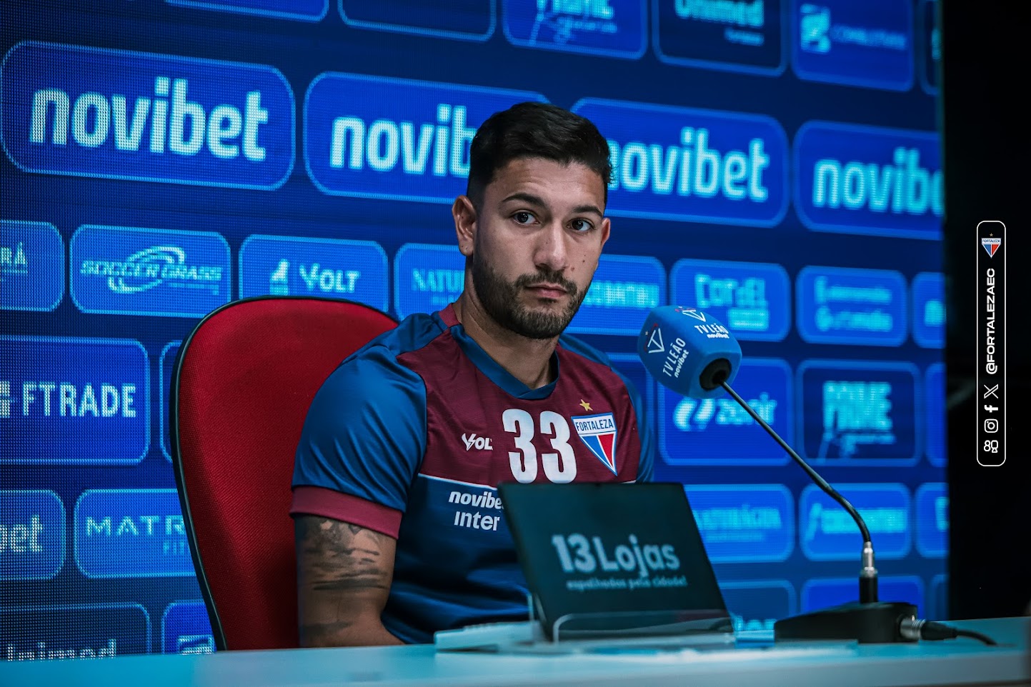 Eros Mancuso, em coletiva. (Foto: Leonardo Moreira/Fortaleza EC)