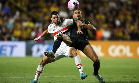 Criciúma e São Paulo ficaram no empate (Foto: Pedro H. Tesch/Getty Images)