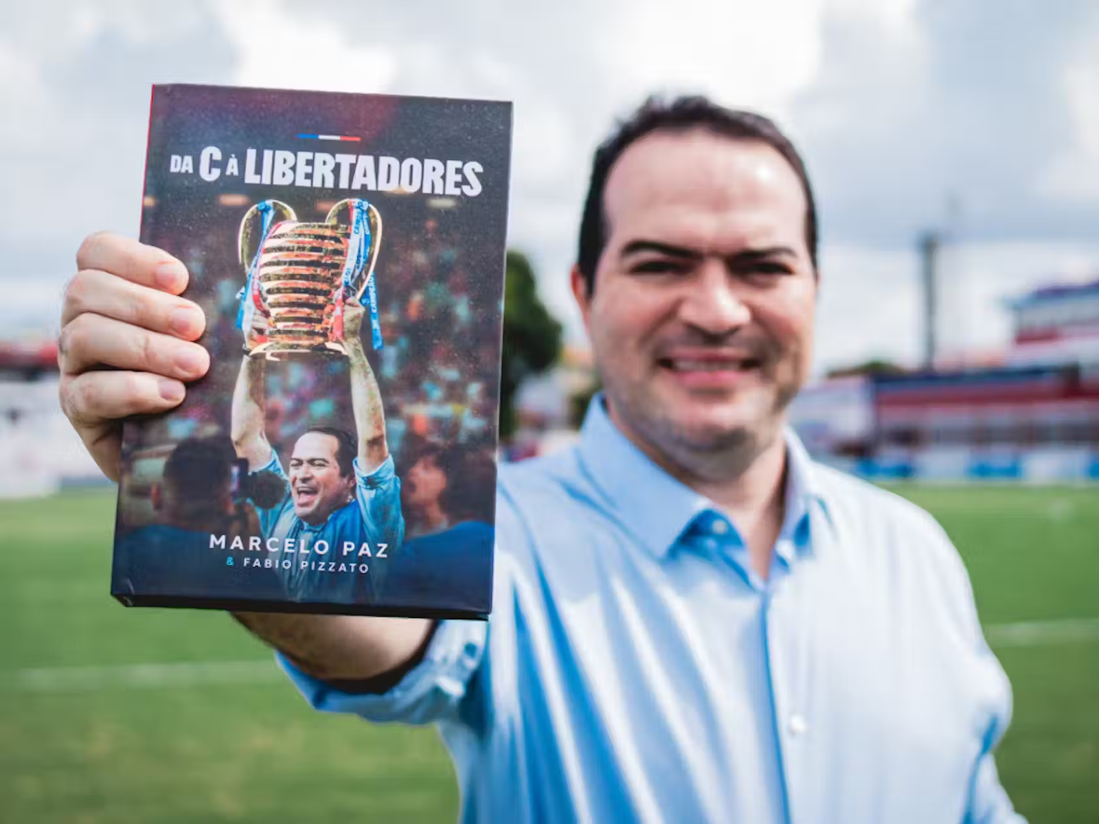 Dia nacional do livro: confira a lista de 12 obras sobre futebol (Foto: Divulgação/Fortaleza EC)