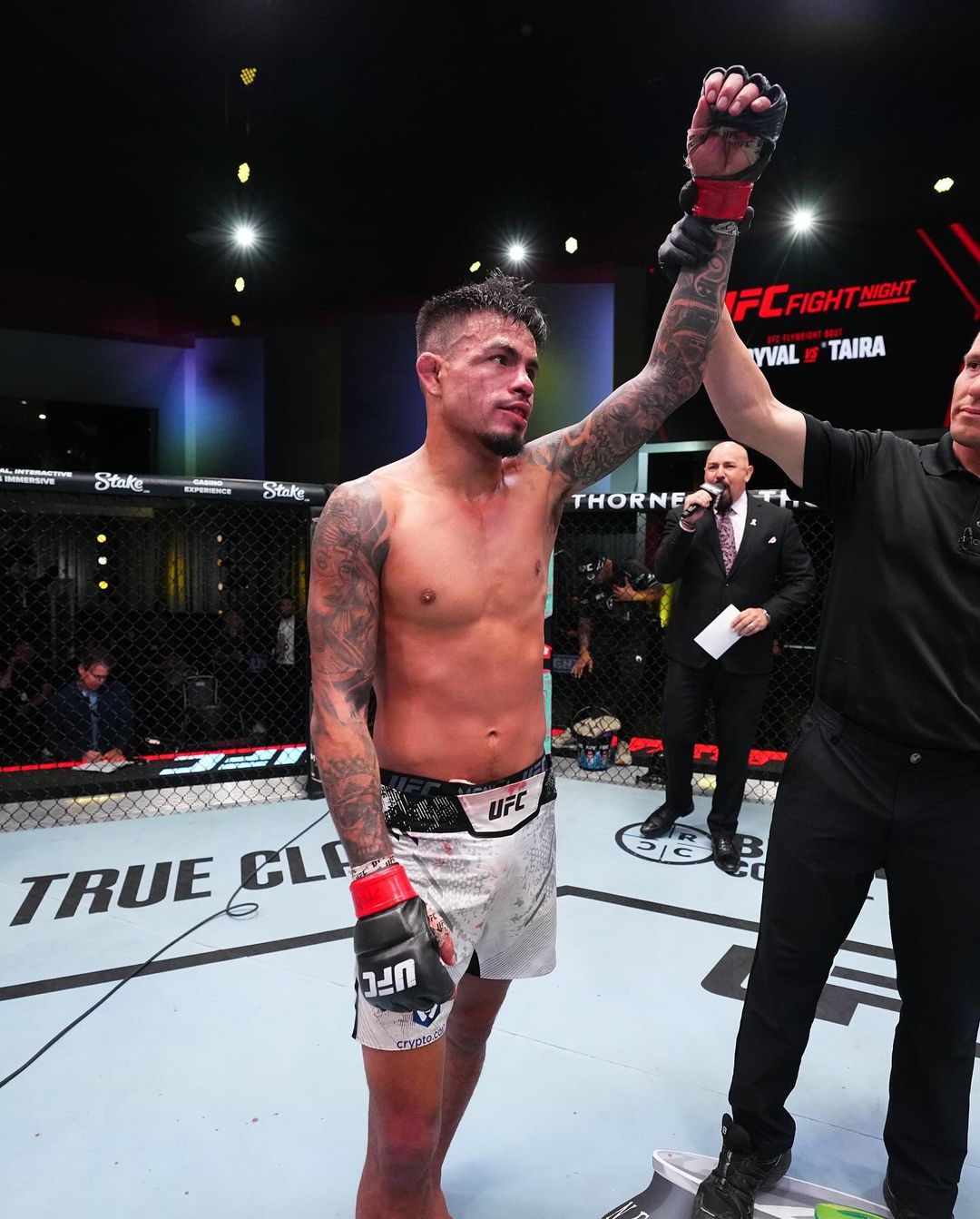 Brandon Royval vence Tatsuiro Taira (Foto: Divulgação/Instagram UFC)