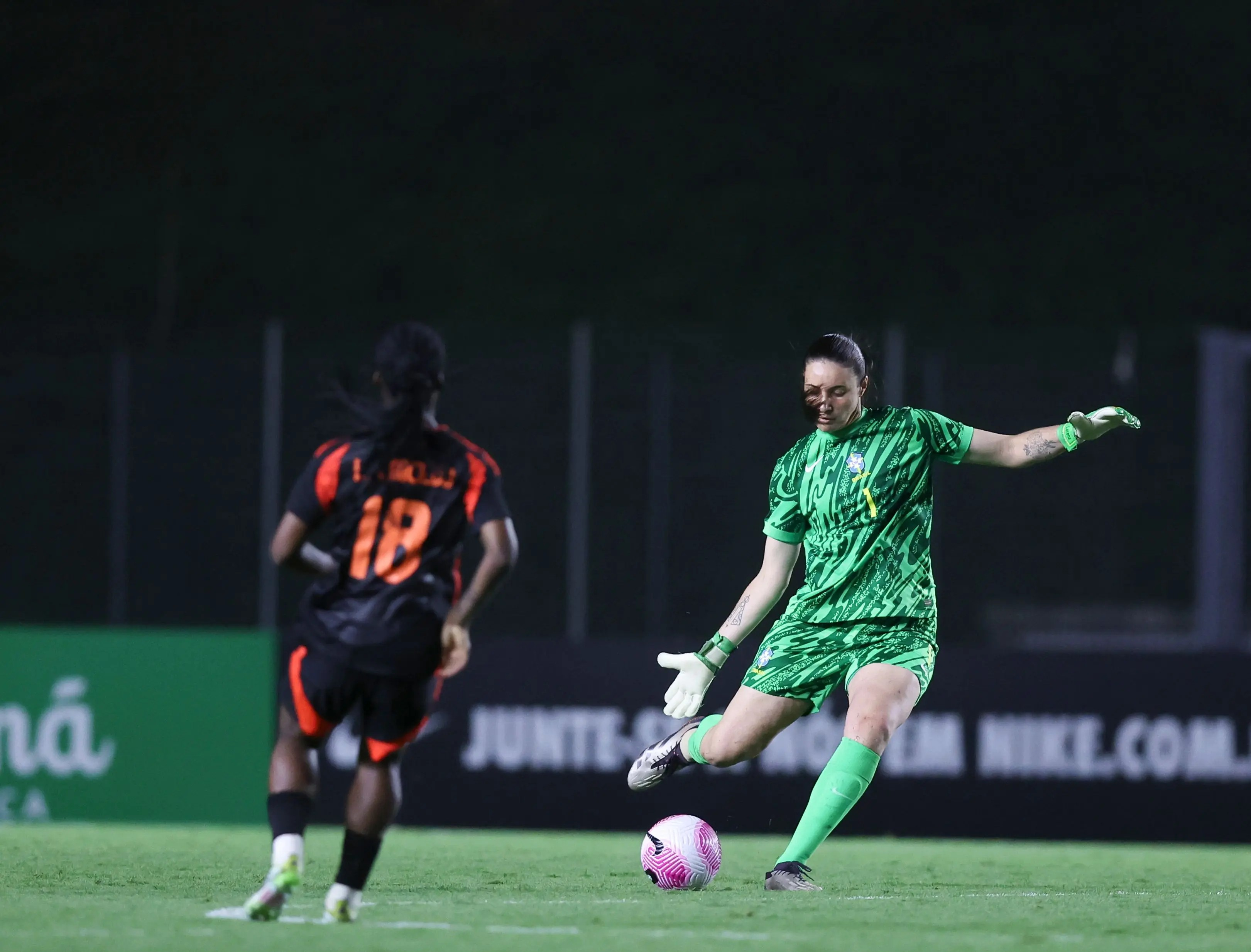 Lorena afirma que medalha olímpica aproximou a torcida brasileira da Seleção Feminina: 'precisávamos disso' (Foto: Lívia Villas Boas/CBF)