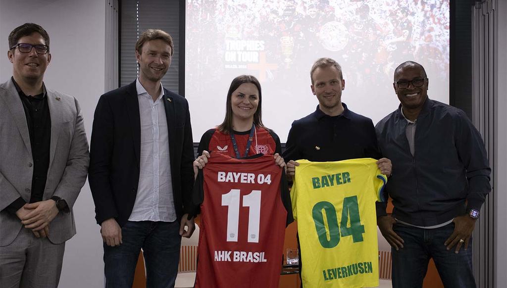 Delegação do Bayer Leverkusen visita Câmara Brasil-Alemanha