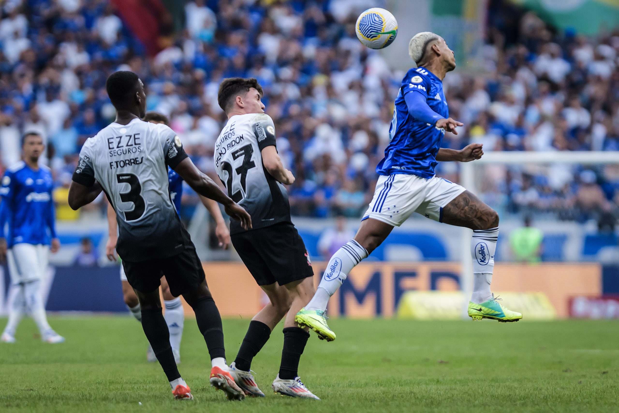 Cruzeiro 3x0 Corinthians (Gustavo Aleixo/Cruzeiro)