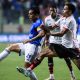 Flamengo vence Cruzeiro com time reserva e volta ao G-4 (Foto: Gustavo Aleixo/Cruzeiro)