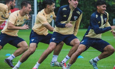 São Paulo recebe o Athletico Paranaense (Photo by Erico Leonan- São Paulo)