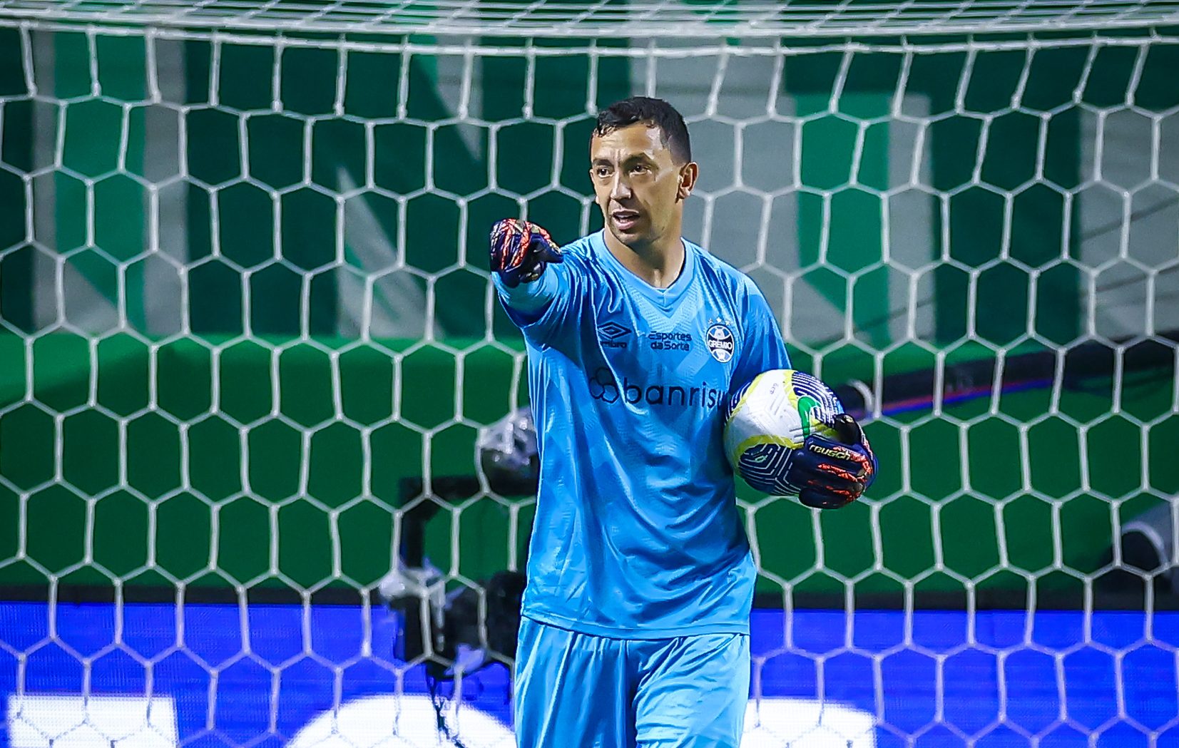 Marchesín salva Grêmio de ser goleado pelo Palmeiras (FOTO: LUCAS UEBEL/GRÊMIO FBPA)