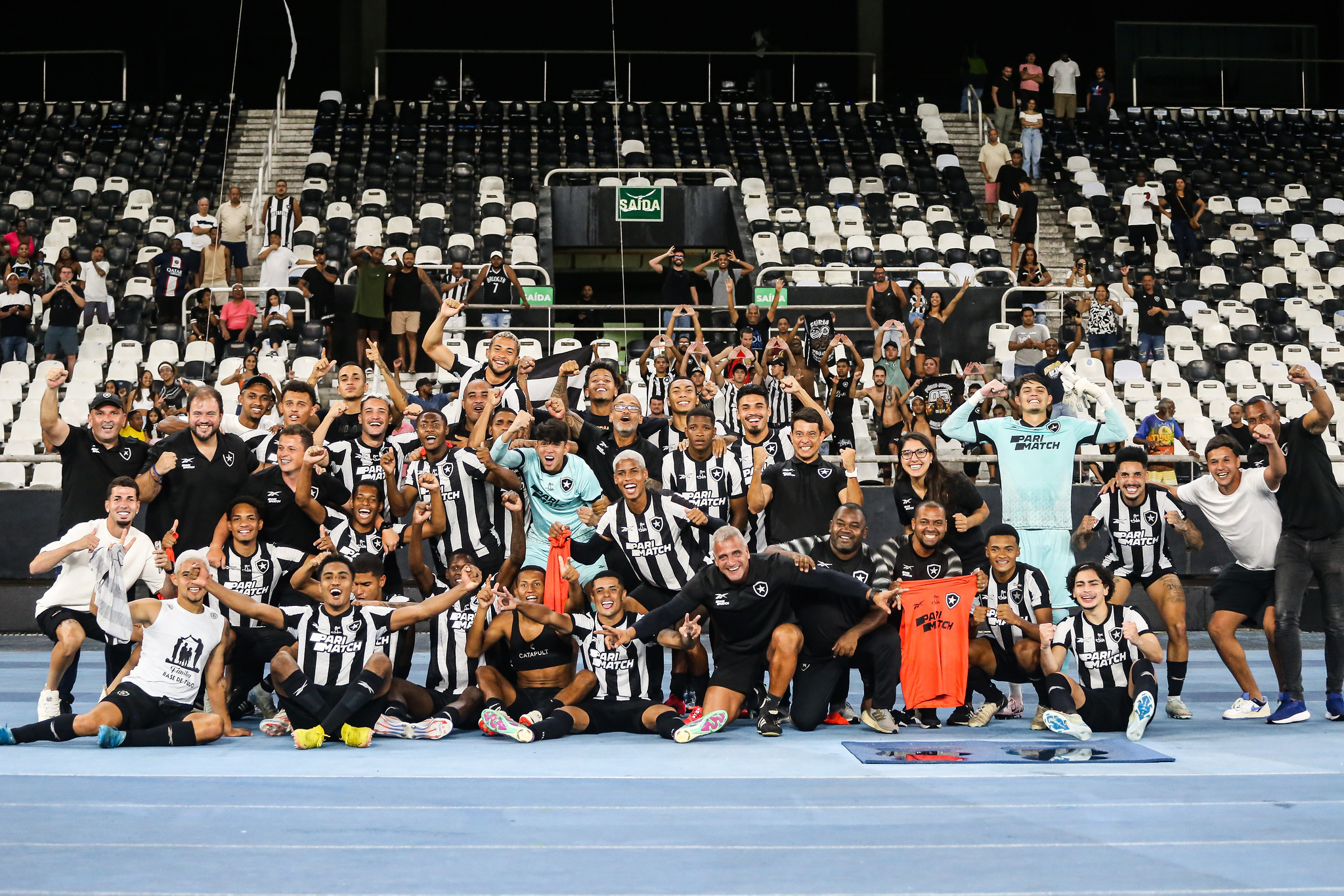 Botafogo comemorando. (Foto: Arthur Barreto/Botafogo)