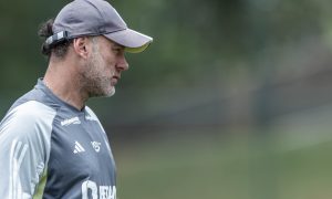 Gabriel Milito durante treinamento no CT do Galo. Foto: Pedro Souza | Atlético-MG