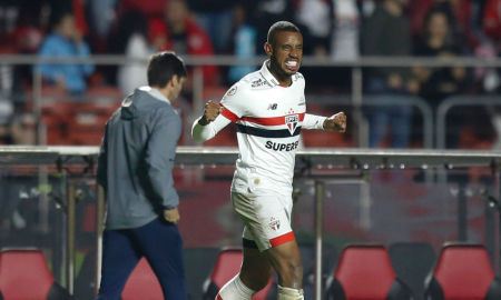 André Silva no jogo contra o Athletico PR (Foto: Miguel Schincariol / São Paulo FC)