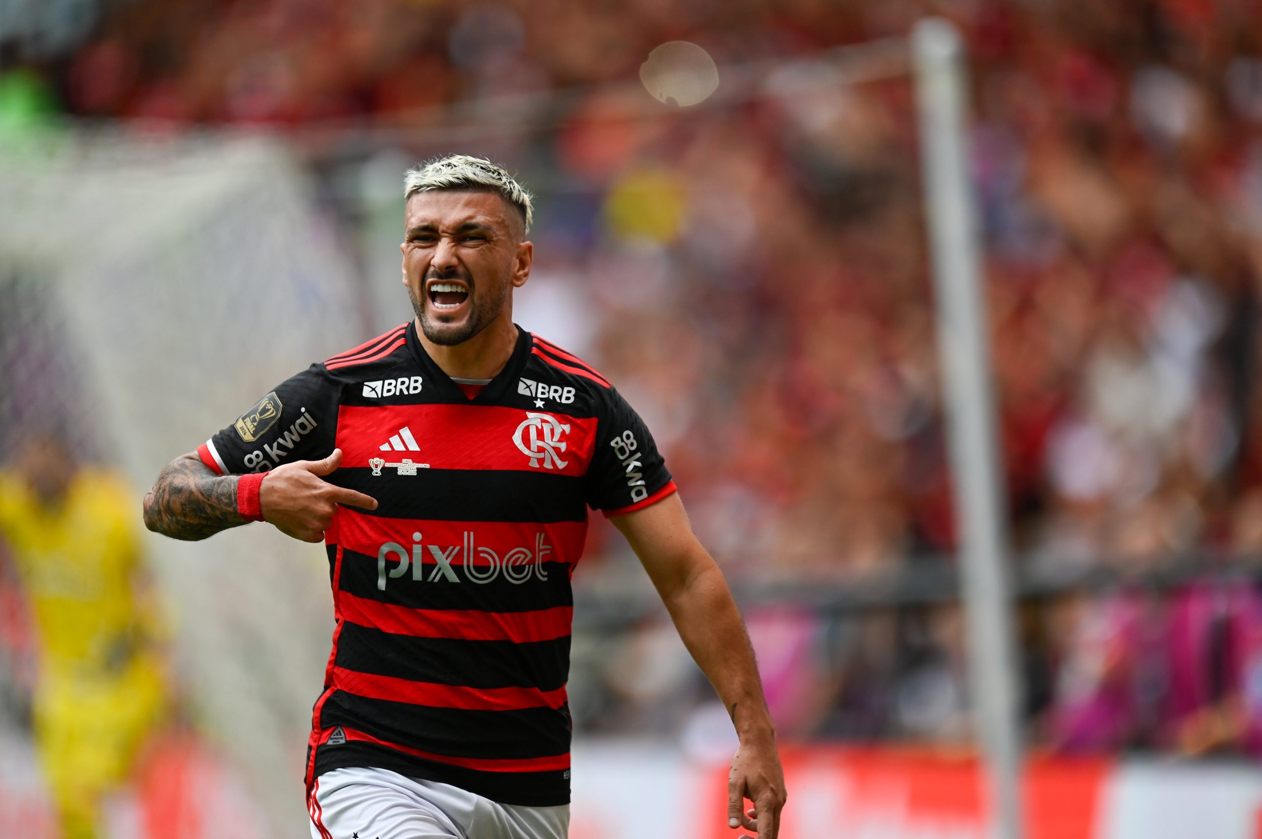 Flamengo sai na frente do Atlético-MG na Final da Copa do Brasil (Foto: Marcelo Cortes / CRF)