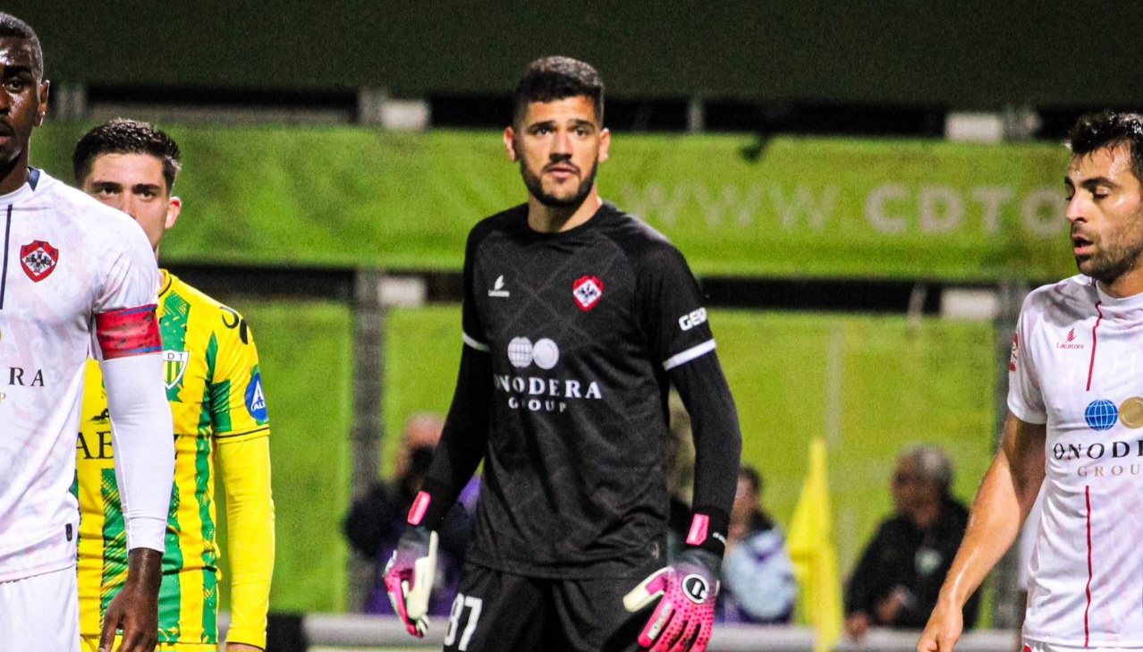 Arthur Augusto (Foto: Reprodução/Oliveirense)