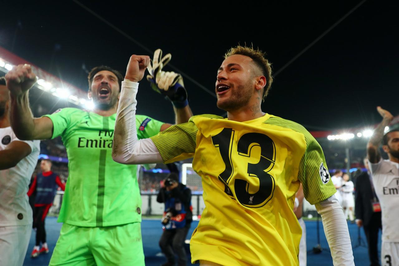 Neymar e Buffon.(Foto:Clive Rose/Getty Images)