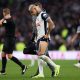 Richarlison saindo de campo. (Foto:Ryan Pierse/Getty Images)