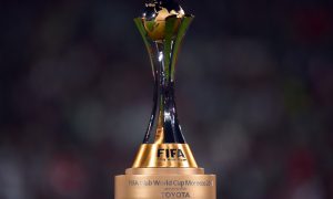 Taça do Mundial de clubes. (Foto: Lars Baron/Bongarts/Getty Images)