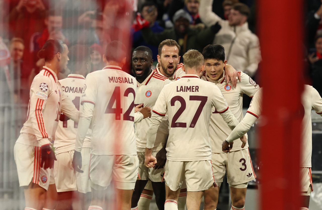 Bayern de Munique comemorando. (Foto: Alexander Hassenstein/Getty Images)