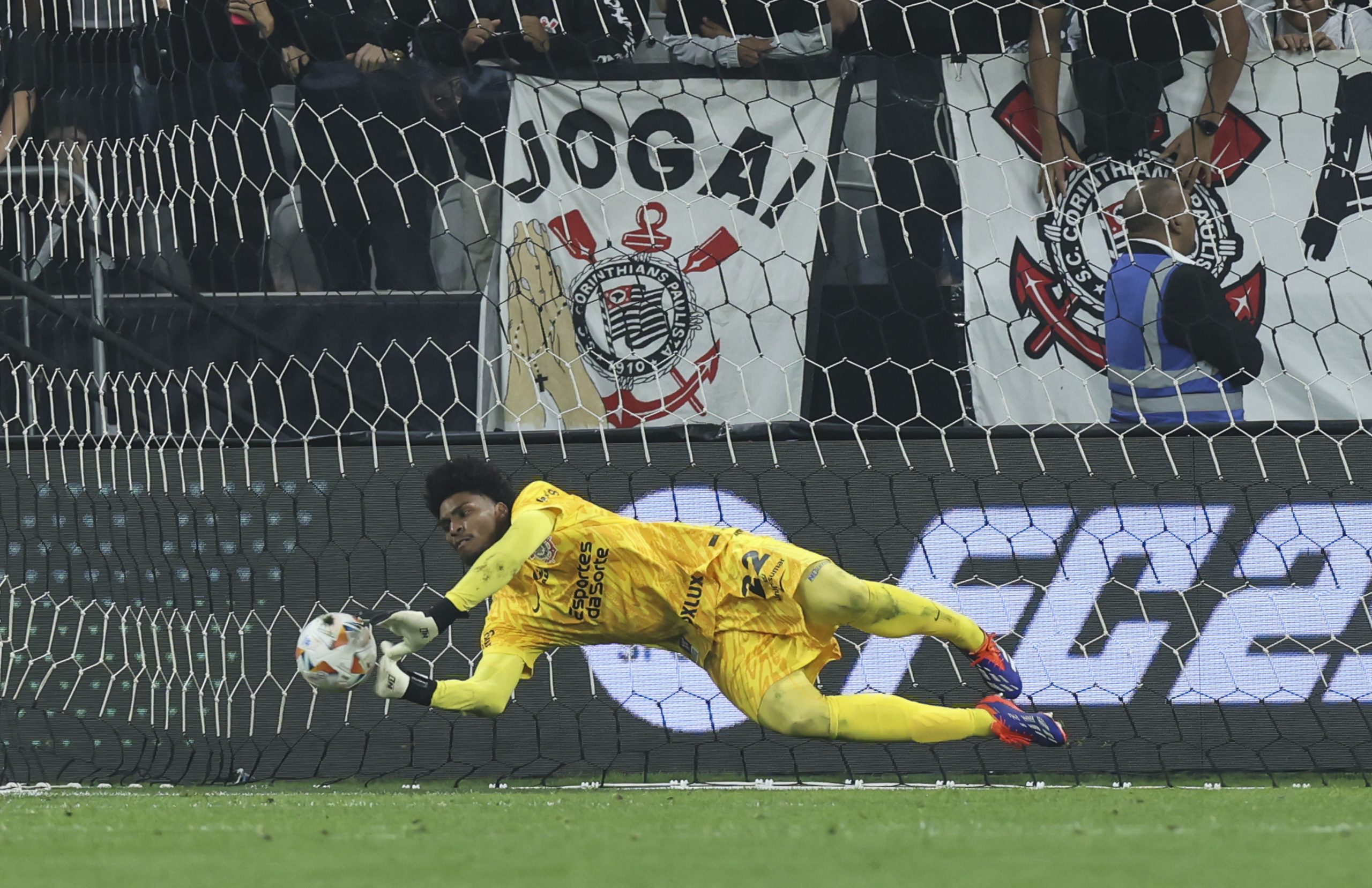 Hugo Souza. (Foto: Alexandre Schneider/Getty Images)