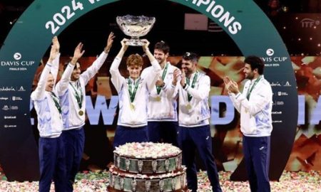 Itália levanta o troféu (Foto: Getty Images for ITF)