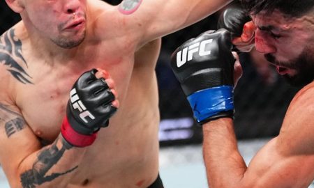 Brandon Moreno dominou Amir Albazi e saiu com a vitória (Foto: Divulgação/Instagram UFC)