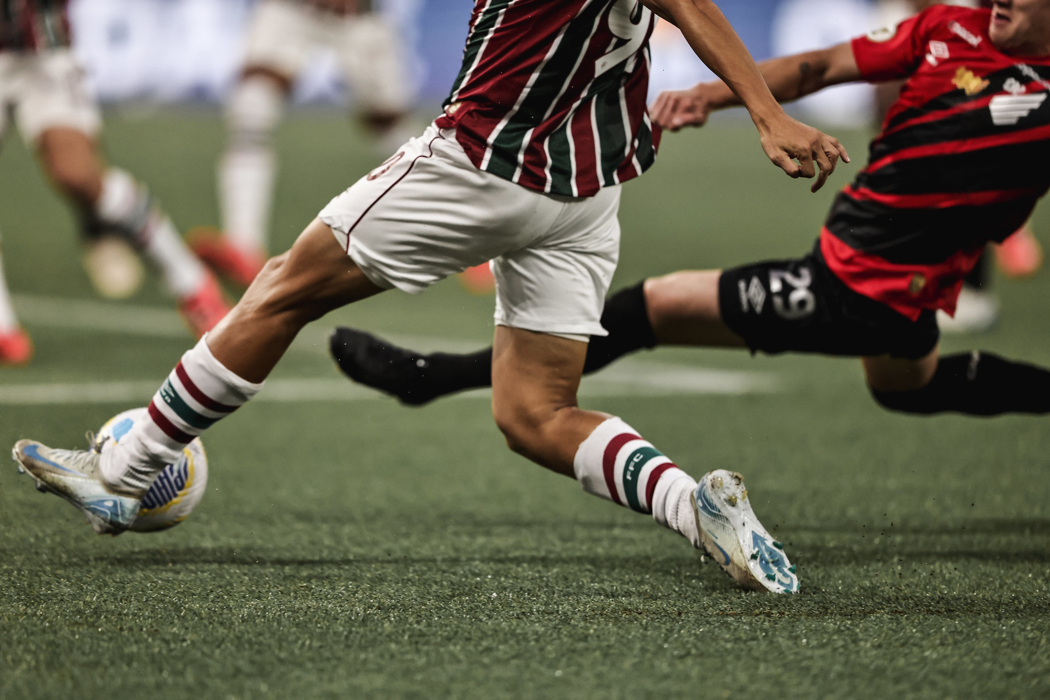 Athletico e Fluminense ficam no empate na Ligga Arena. Foto: LUCAS MERÇON / FLUMINENSE F.C.