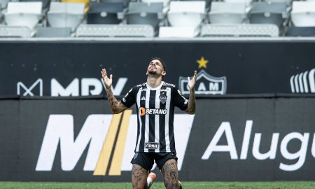 Rubens comemora o gol anotado na vitória sobre o Athletico, na 38ª rodada do Campeonato Brasileiro de 2024. Foto: Pedro Souza | Atlético-MG