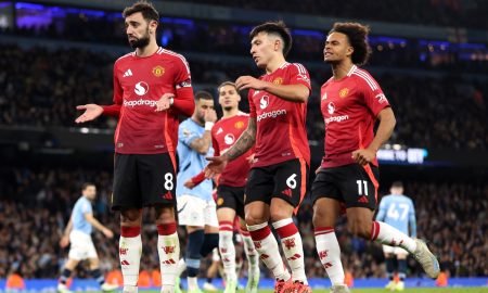 Bruno Fernandes comemorando. (Foto:Carl Recine/Getty Images)