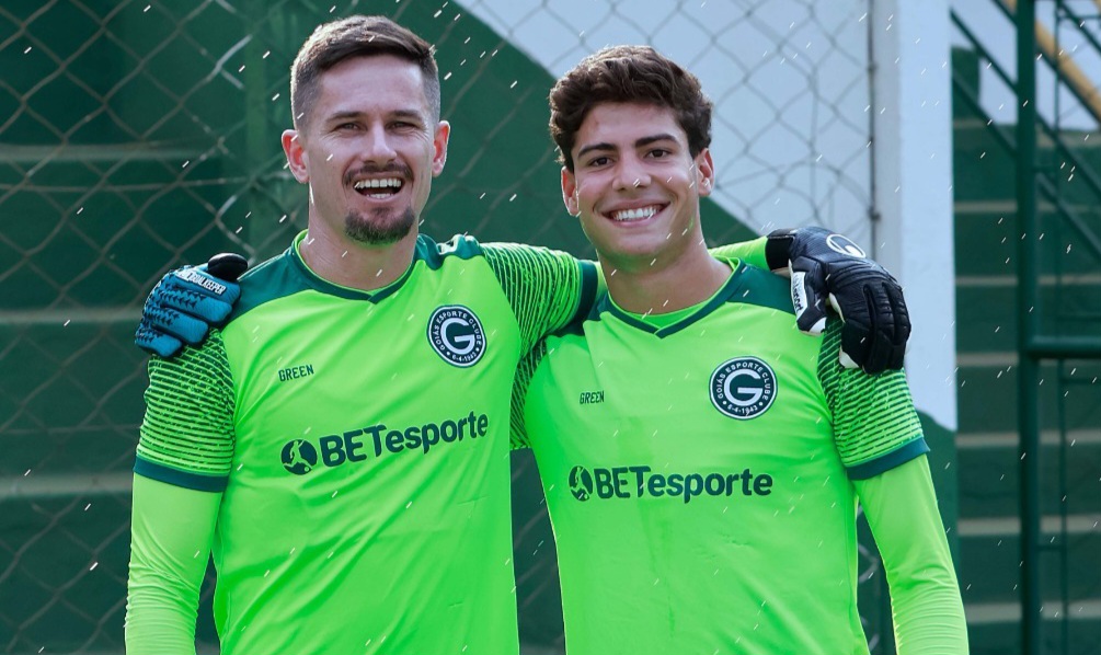 Murilo Carvalho ao lado de Tadeu, no Goiás (Foto: Divulgação)