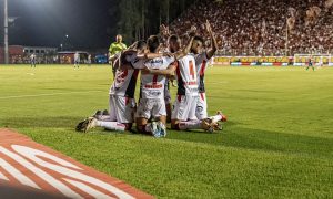 Com o resultado, o Rubro-Negro garantiu a permanência na Série A. Foto: Victor Ferreira/Vitória FC