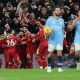 Liverpool celebra gol contra o Manchester City pela Premier League