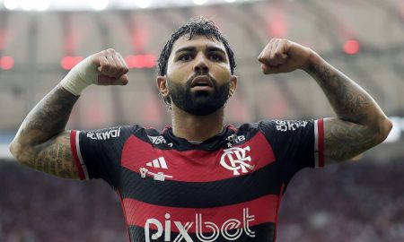 Gabigol se despede do Flamengo em jogo contra o Vitória (Foto: Thiago Ribeiro/AGIF)