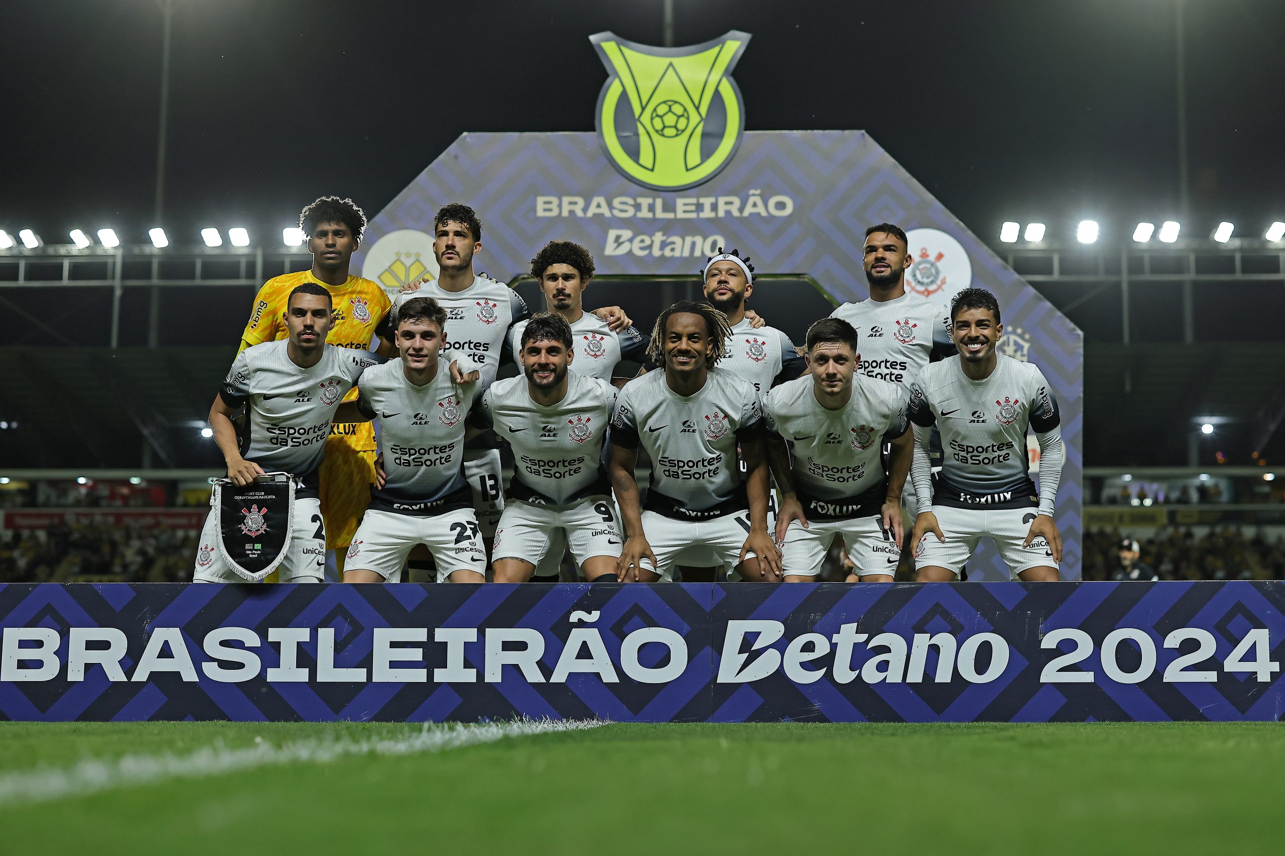 Jogador do Corinthians trocou 'follows' com atriz. (Foto: Heuler Andrey/Getty Images)