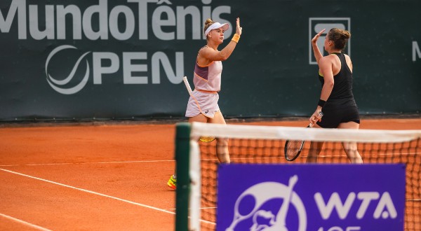 Laura Pigossi e Chwalinska (Foto: Caio Graça - Green Fotografias)