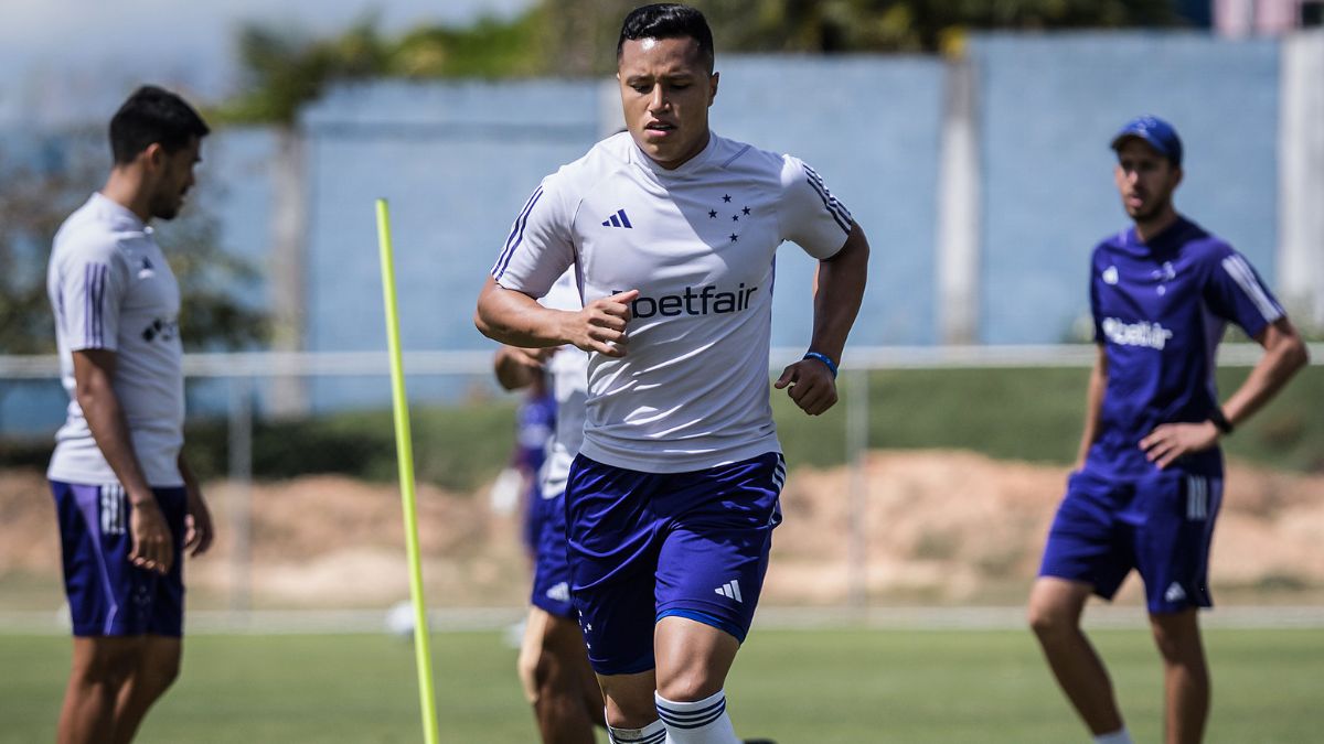 Grêmio tem interesse na contratação de lateral do Cruzeiro (Foto: Gustavo Aleixo/Cruzeiro)