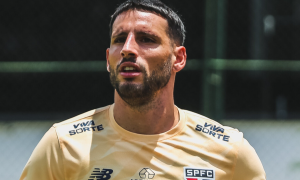 Calleri no treino do São Paulo em 2024 (Foto: Erico Leonan / saopaulofc.net)