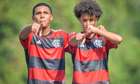 Ryan Roberto comemora gol pelo sub-15. Foto: Reprodução / Flamengo