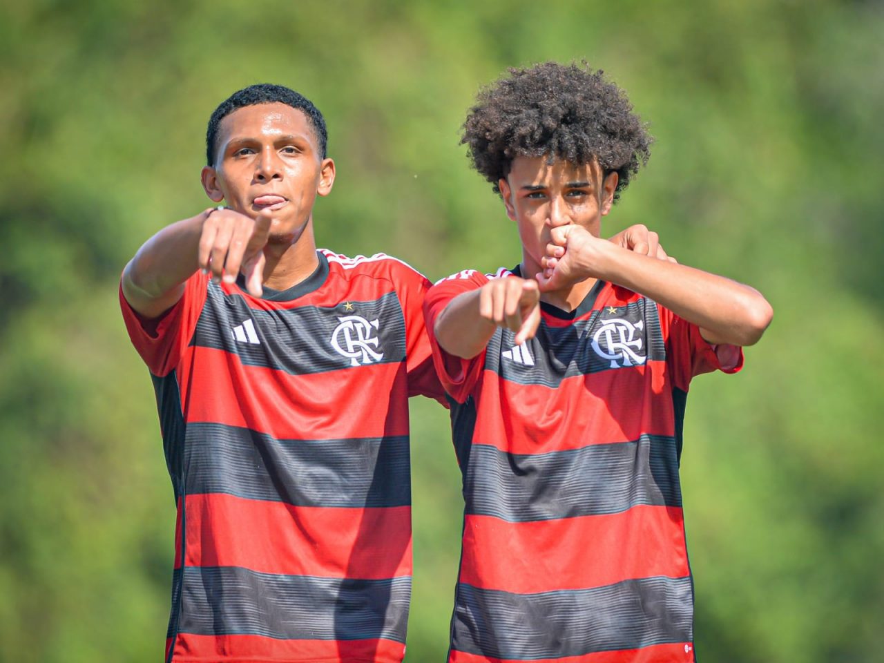 Ryan Roberto comemora gol pelo sub-15. Foto: Reprodução / Flamengo