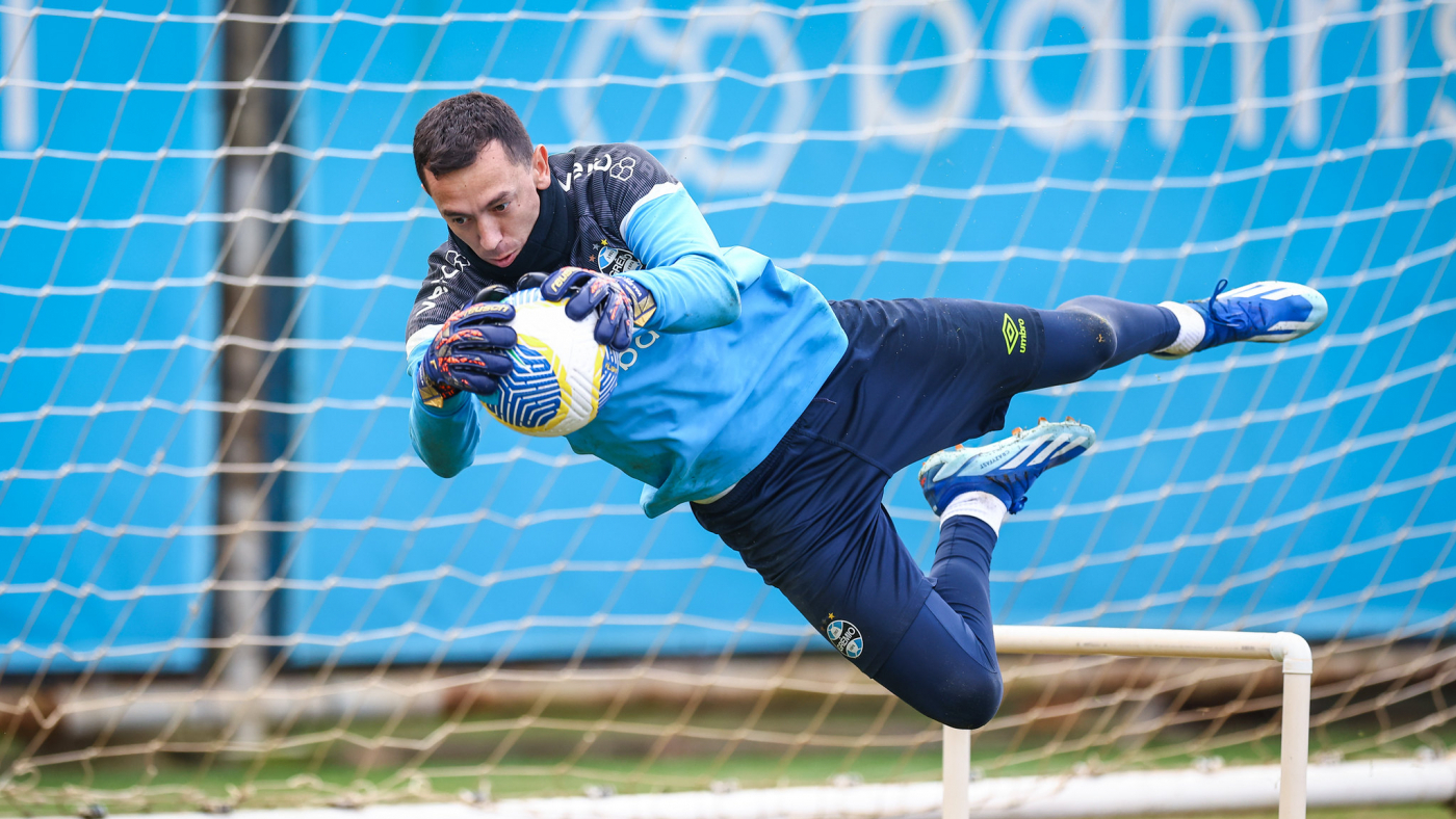 Marchesín, em treino pelo Grêmio. (Foto: Lucas Uebel/GFBPA)