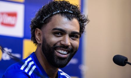 Gabigol em entrevista coletiva (Gustavo Aleixo/Cruzeiro)