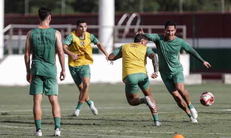 Preparação intensa para a estreia no Carioca! O Fluminense se concentra para começar o campeonato com tudo contra o Sampaio Corrêa. (FOTO: LUCAS MERÇON / FLUMINENSE F.C.)