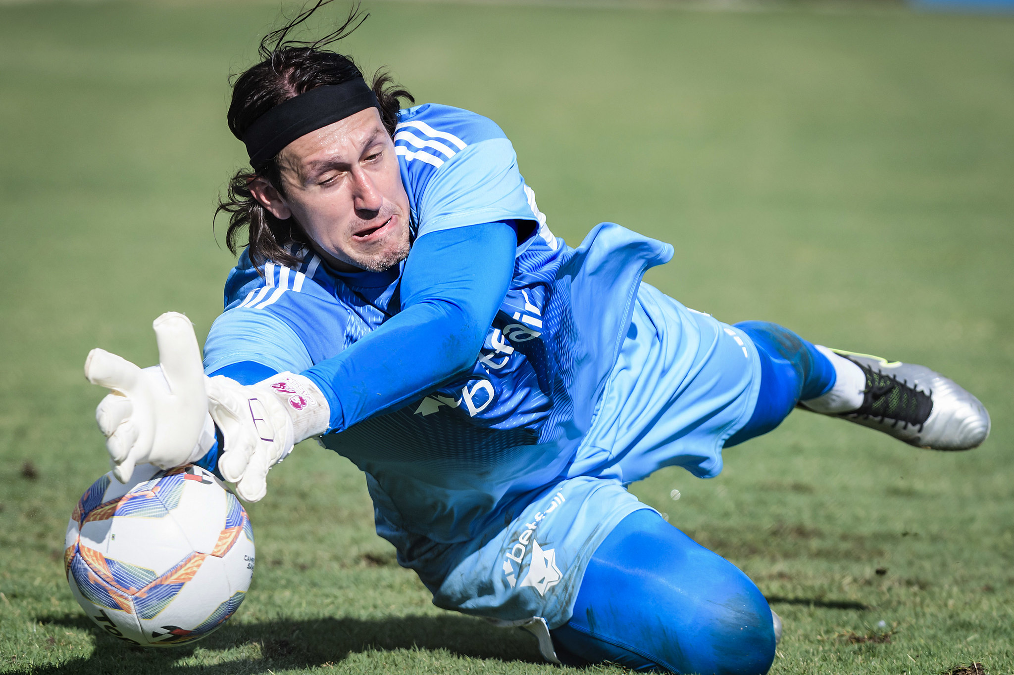 Cássio sai em defesa de Fernando Diniz após vaias da torcida. (Foto: Gustavo Aleixo/Cruzeiro)