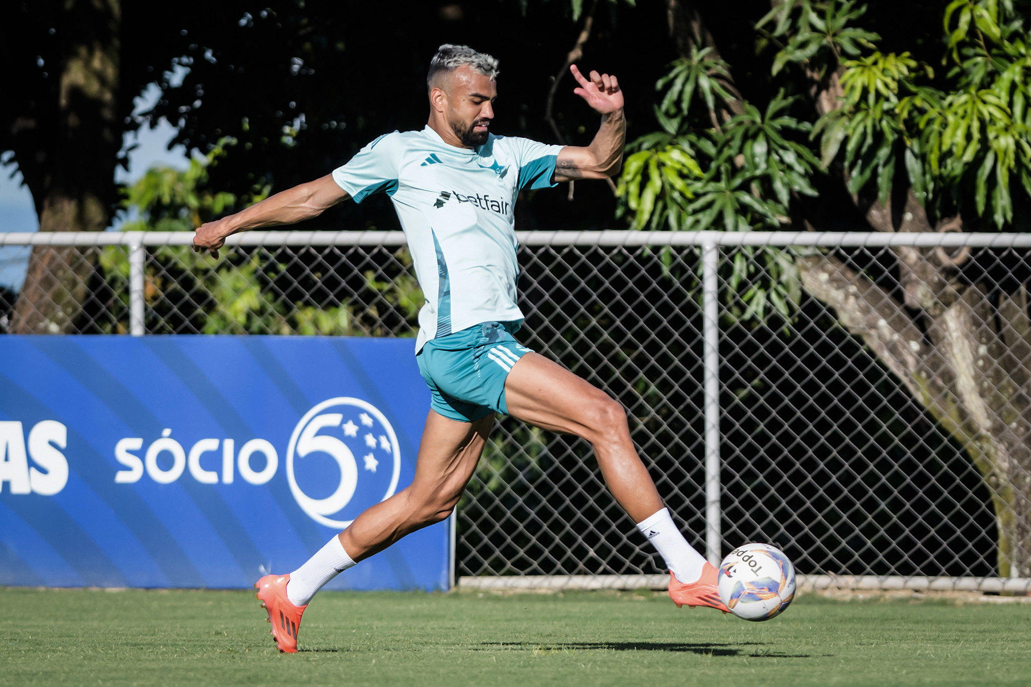 Fabrício Bruno revela bastidores da negociação para retornar ao Cruzeiro. (Foto: Gustavo Aleixo/Cruzeiro)