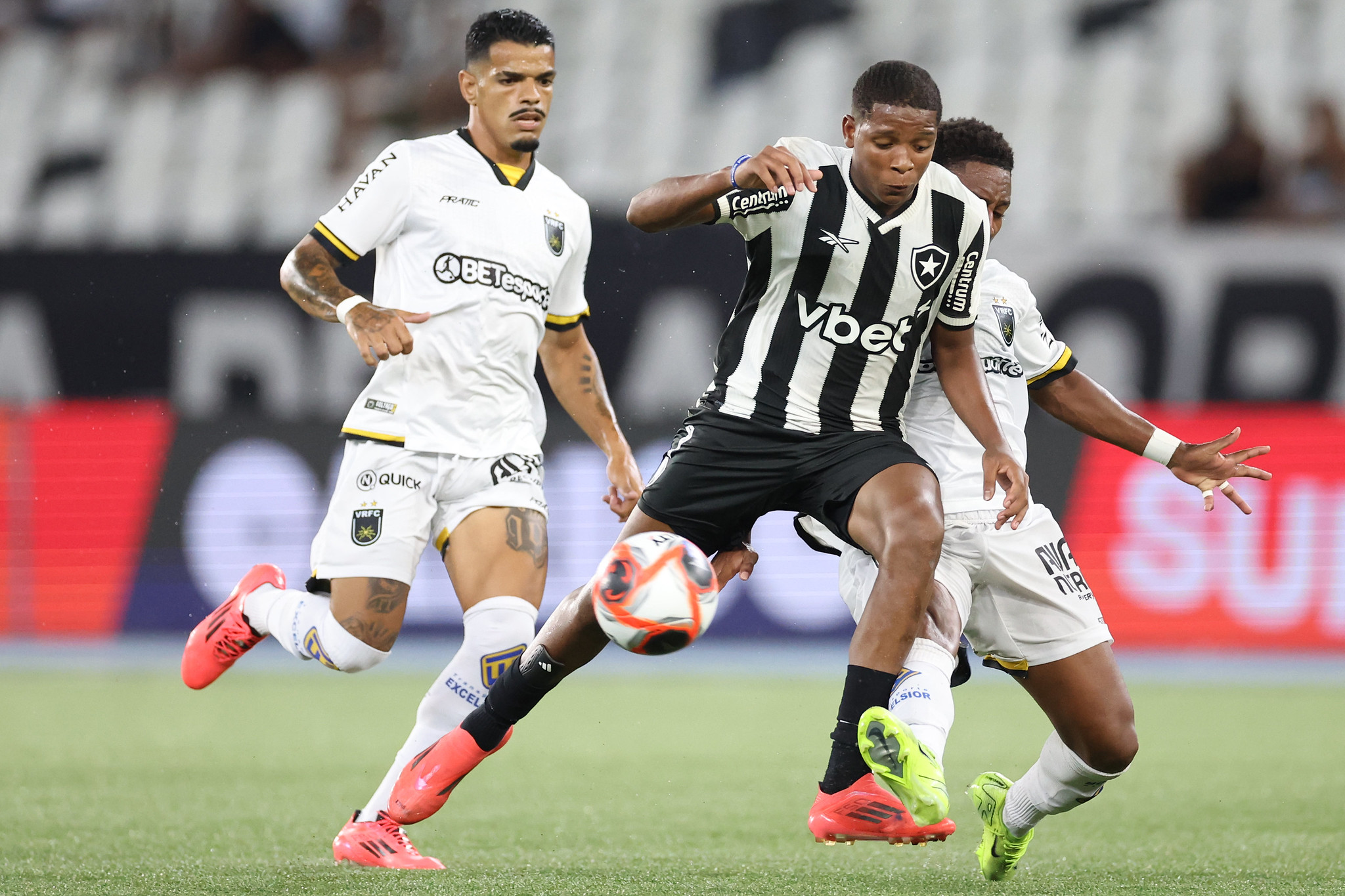 Yarlen. (Foto:Vítor Silva/Botafogo)