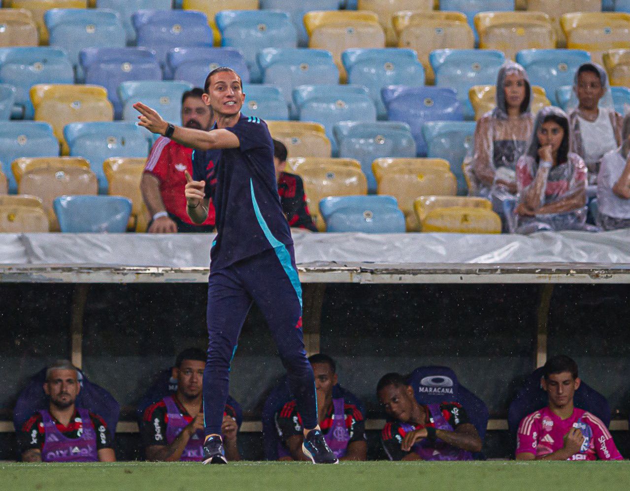 Filipe Luís na vitória sobre o Sampaio Corêa. Foto: Gilvan de Souza e Paula Reis/ Flamengo