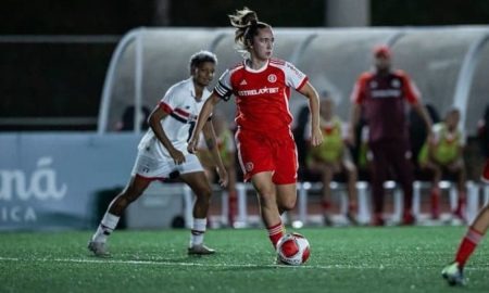 Internacional profissionaliza a zagueira Bianca Martins (Foto: Jhony Inácio/Ag. Paulistão)