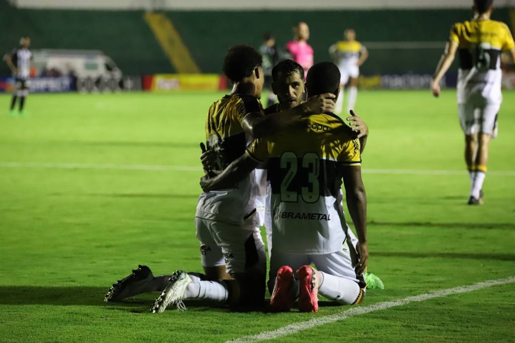 (Foto: Celso da Luz/ Assessoria de imprensa Criciúma E.C.)