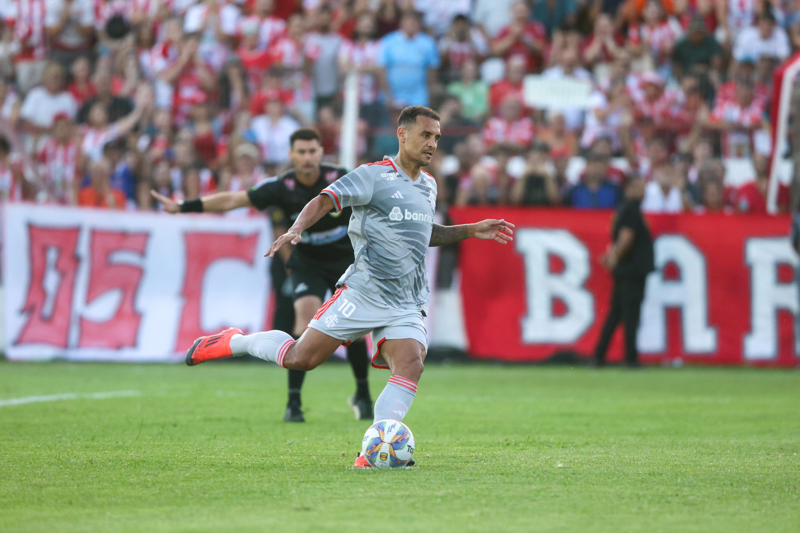 Atuações ENM: Inter empata com o Guarany de Bagé na estreia pelo Gauchão; veja notas (Foto: Ricardo Duarte / Internacional)