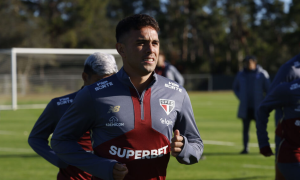 Enzo Díaz no treino do São Paulo em 2025 (Foto: Rubens Chiri/saopaulofc)